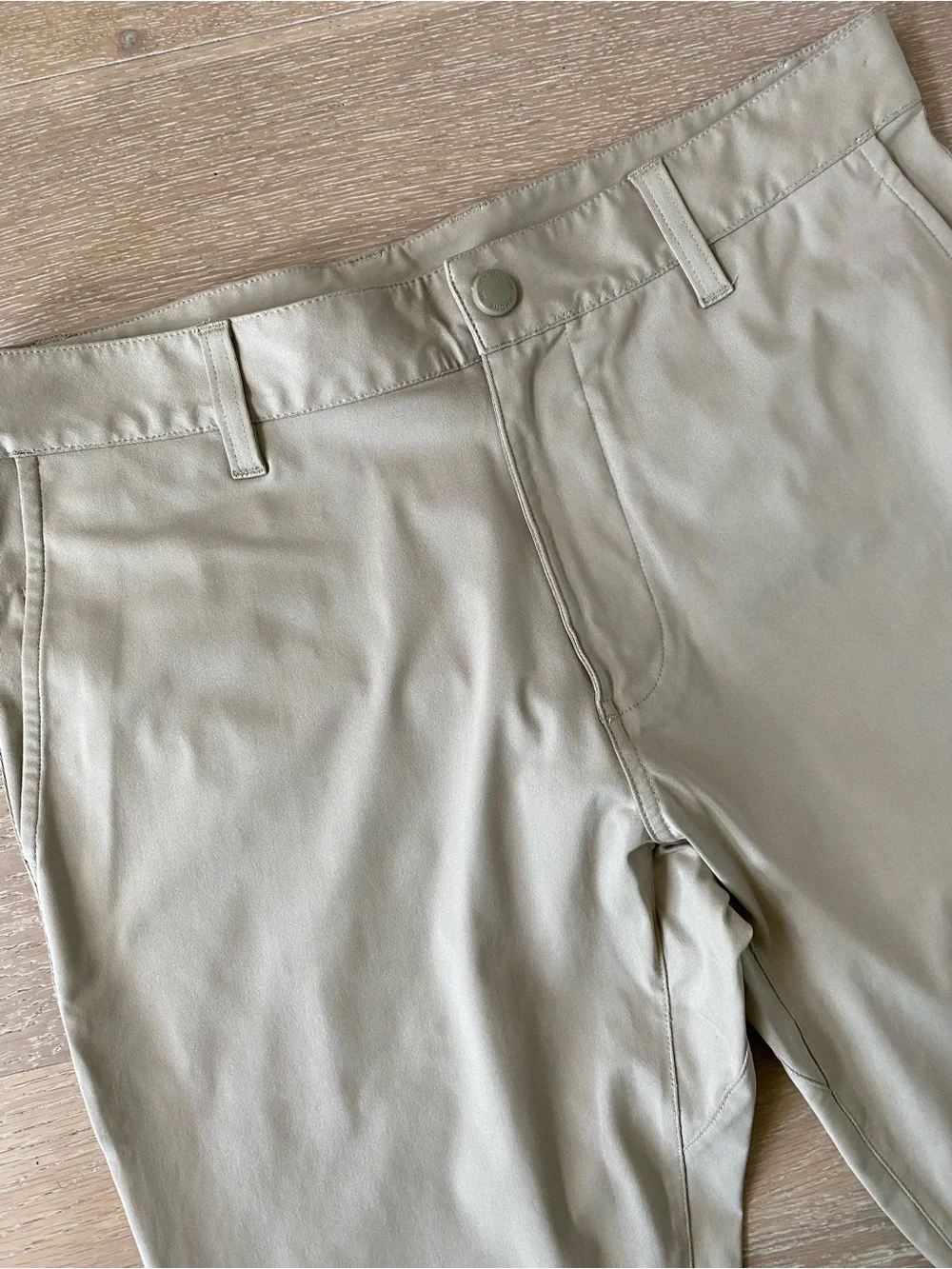 RHONE Slim Fit Commuter Jogger‎ Pant Men's 30 khaki tan Ankle Zip Performance